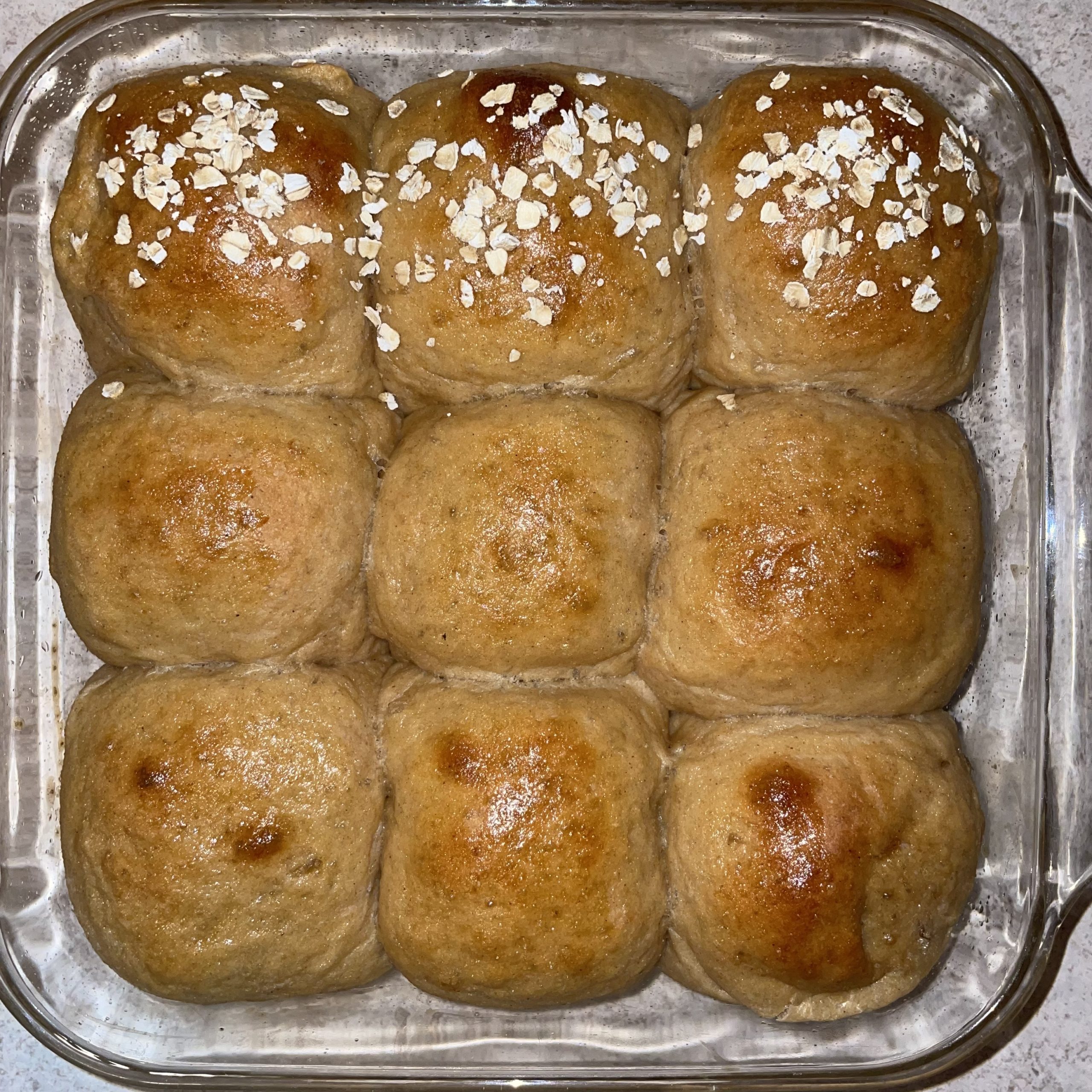 Applesauce dinner rolls